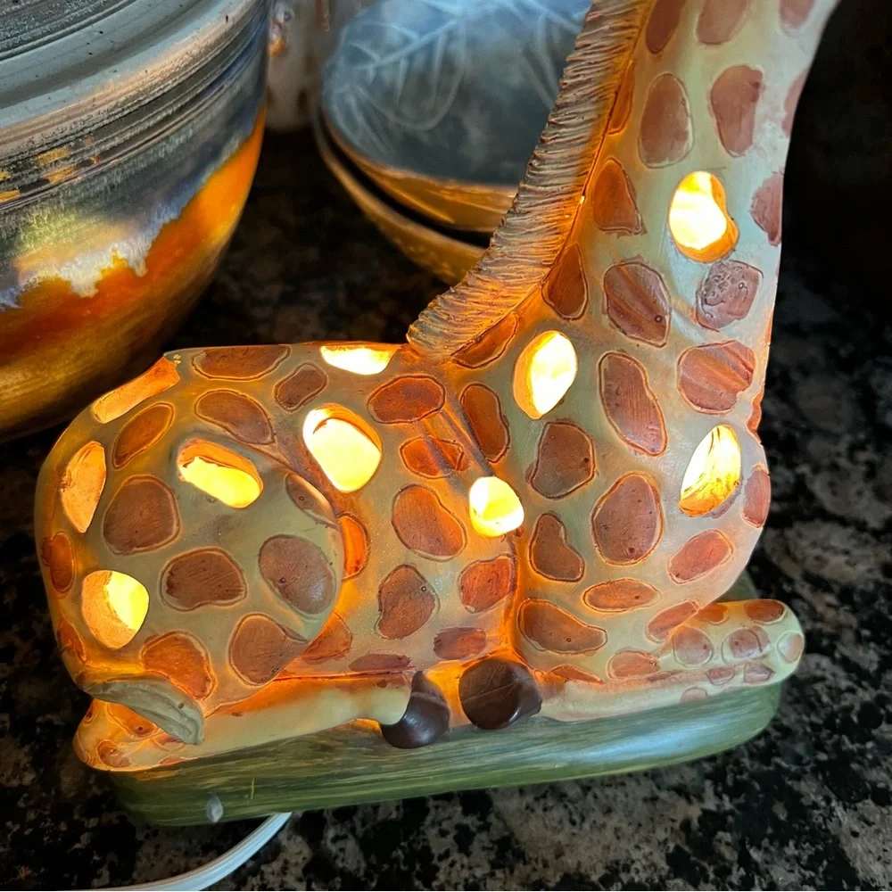 Vintage Ceramic Giraffe Small Table or Desk Lamp Safari Desk Table Night Light